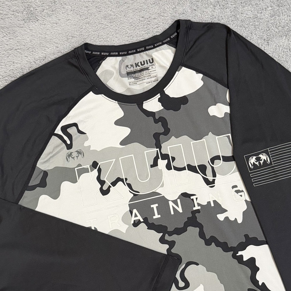 Kuiu Long Sleeve Hunting Shirt XL Gray Camouflage Coolmax Wicking Base Layer